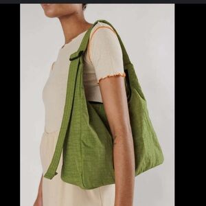 BAGGU Nylon Shoulder Bag - Avocado